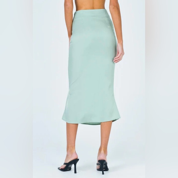 Princess Polly The Ava Skirt In Sage Green Size 4 - Picture 2 of 10